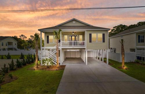 Crescent Beach House | Landing Zone