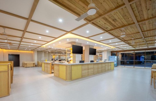 Long Hua Hotel | Langju Hotel - Haikou Guomao Center Friendship Sunshine City Branch