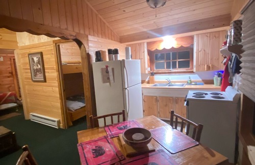 Cook Cabin | Larch Cabin at Vintage Vermilion Resort