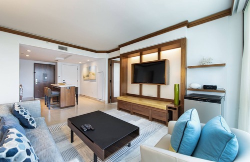 North Beach Apartment | Large 2 BR 2 BA Apartment at The Carillon Wellness Resort