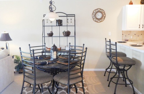 Kaiser Condo | Large 2 BR, 2 full bath Lake view condo at Park Place at the Lake