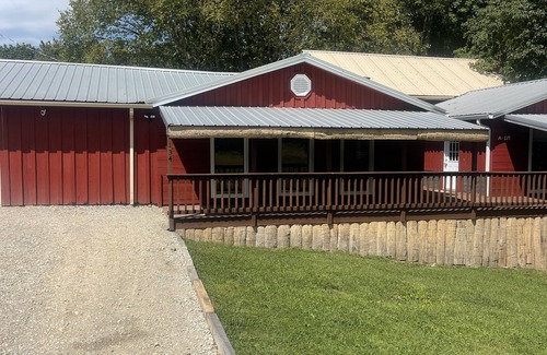 Baxter Cabin | Large 2Br Remodeled Cabin!