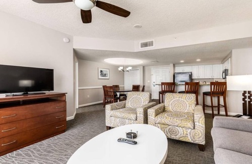Daytona Beach Resort | Large 3BR Suite at Worldmark Ocean Walk – Daytona Beach Family Retreat
