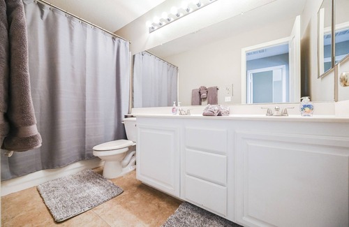 Spring Valley House | Large 5 Br home with Pool/spa