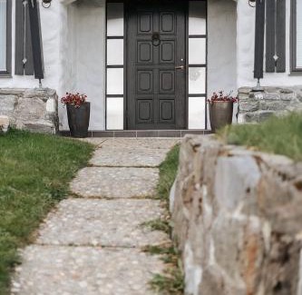 Harstad Villa | Large and lovely villa in Harstad Sentrum with sauna, hot tub and car rental