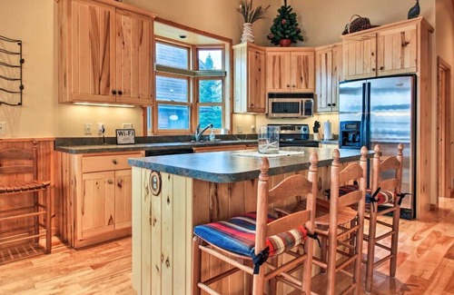 Bay Lake Cabin | Large Bay Lake Lakefront Cabin w/Game Room & Water-View Deck, Dock and more…