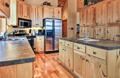 Bay Lake Cabin | Large Bay Lake Lakefront Cabin w/Game Room & Water-View Deck, Dock and more…