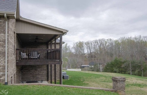 Somerset House | Large Beautiful House in Somerset/lake Cumberland