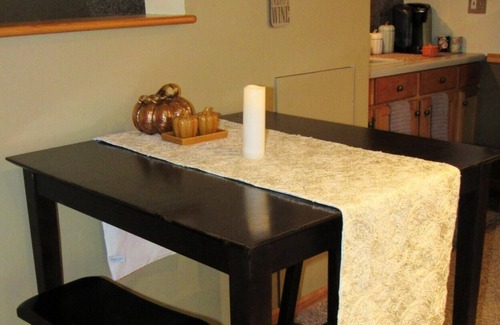 Winthrop Harbor Apartment | Large, Beautiful, bright, suite. Near Naval Base & 6 Flags