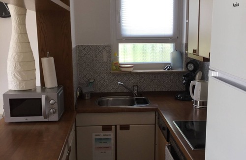 Lohfelden Apartment | Large bright 2 room apartment