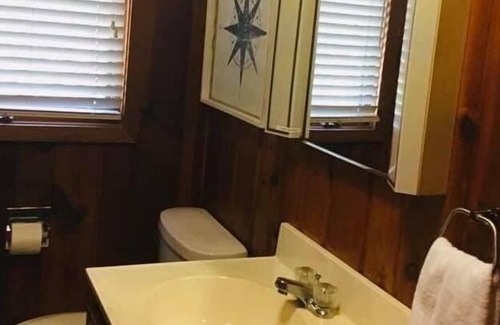 Girard Cabin | Large Cabin sleeps up to 20