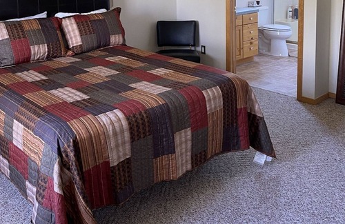 Cascade Cabin | Large cabin with a great view on 3 acres. 5 miles from lake Cascade