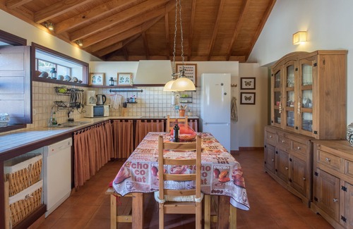 Hermigua Ski Chalet | Large Comfortable Chalet With Sea Views On the Most Beautiful Valley, free wifi