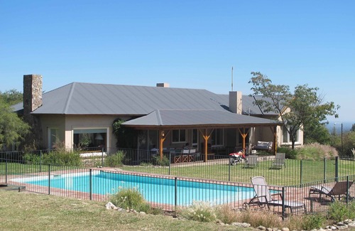 Villa Yacanto House | Large country house in the mountains