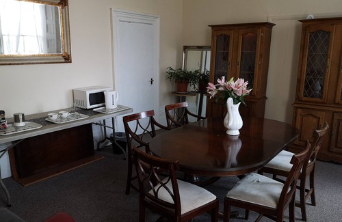 Dover Apartment | Large flat in Regency property next to Dover Port and White Cliffs with parking
