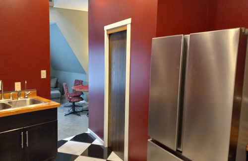 Necedah House | Large geodesic dome with loft; near lakes and minutes from Wisconsin Dells!