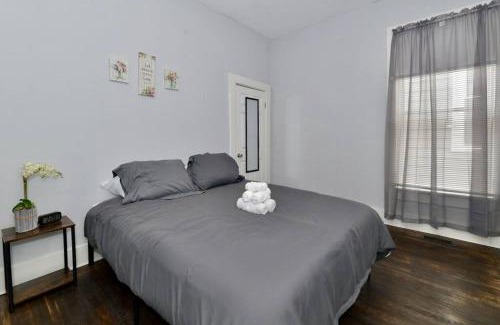 Fountain Square House | Large Groups in Fountain Square near Downtown Indy by Conventions