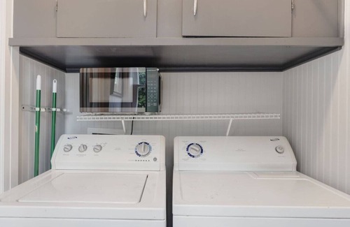 New Iberia House | Large Groups Welcome - 2 Homes Next Door