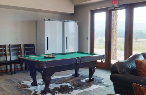 Angel Fire House | Large Groups | WiFi | Wheeler Peak Lodge