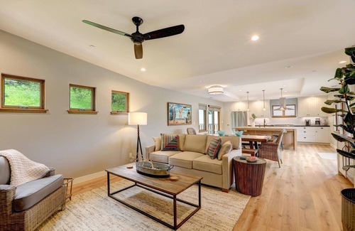 Avila Beach House | Large Home - A Wave From It All - Best of Avila - 5 Bdrm - sleeps 12