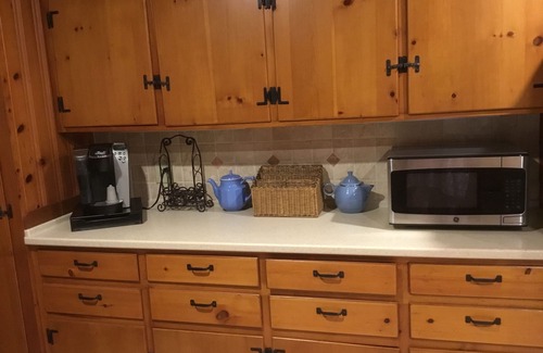 Tallahassee House | Large home on acreage conveniently located