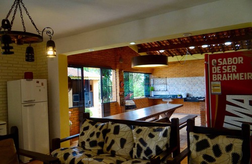 Boituva House | Large house on gated community | Near Parachuting