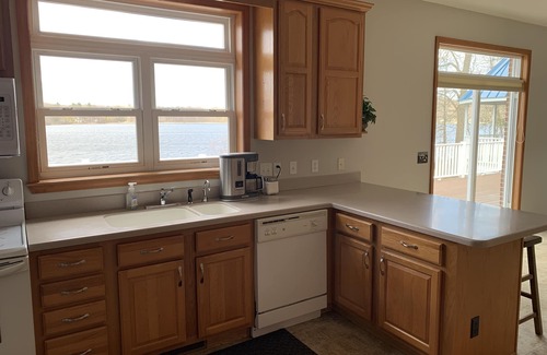 Grand Junction House | Large Lake Home - 15 min from South Haven