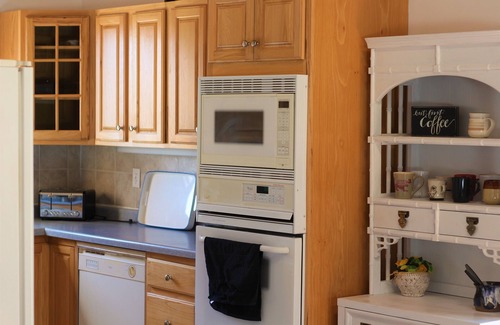 Duluth House | Large Lakeside Cabin