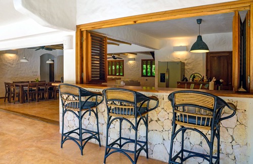 Las Terrenas Villa | Large Luxury Villa step to Playa Coson