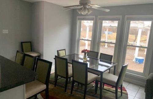 Cordova House | Large near Shops/Dining & easy access to freeway