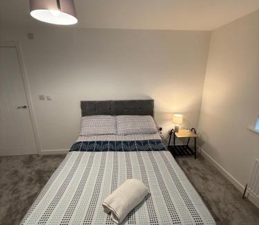Iwade House | Large Room, 10 Min to Station