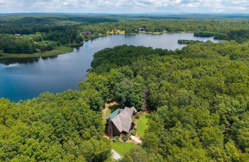 Pikeville House | Large secluded 3 bedroom Cabin