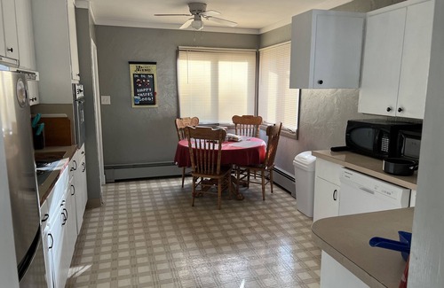 Garrison House | Large space and comfortable accommodations for big groups.