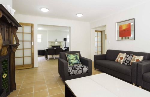 Wollstonecraft House | Large spacious duplex - perfect for families