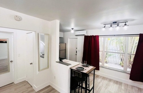 Northeast Miami Apartment | Large Studio w/Fast Wi-Fi + Free Parking Spot