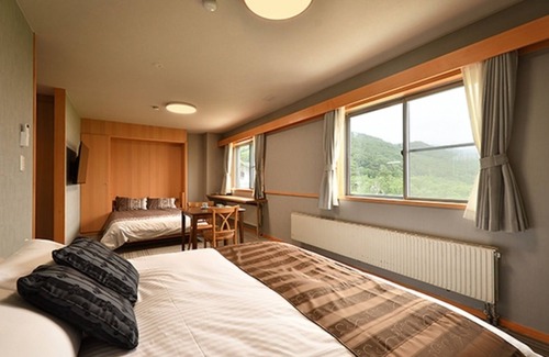 Shiga Highlands Hotel | Large Twin Western Style vs | 1 night with 2 me/Shimotakai-gun Nagano