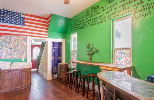 Downtown San Diego House | Large Victorian Artist House For Groups in Downtown