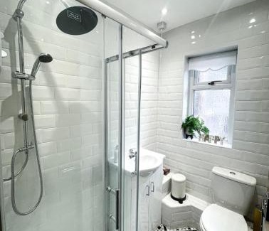 Liverpool House | Large Walton House - EFC & LFC