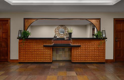 Folsom Hotel | Larkspur Landing Extended Stay Suites Folsom