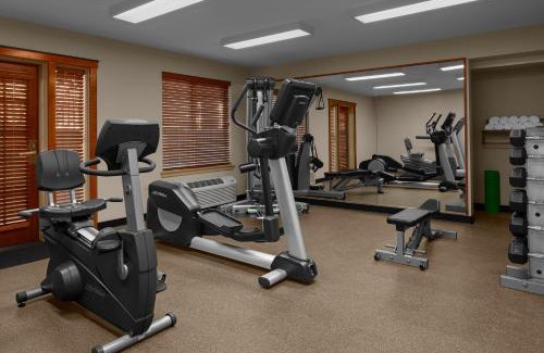 Folsom Hotel | Larkspur Landing Extended Stay Suites Folsom