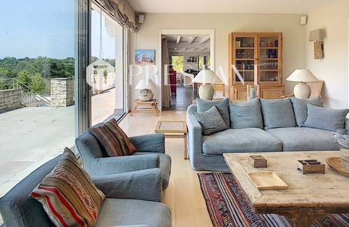 Arbonne House | LARRARTEA - REMARKABLE VILLA CLASSIFIED 5 STARS