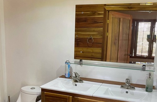 Daniel Flores Ski Chalet | LAS Brisas DE Cajon Perez Zeledon