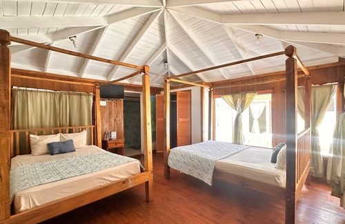 Las Palmas Hotel | Las Palmas Cabins