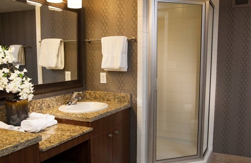 Enterprise Resort | Las Vegas - Getaway - Spacious with Amenities
