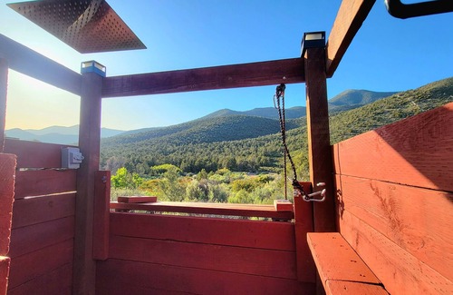 Mount Charleston RV Rental | Las Vegas Mountain Retreat