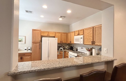 Tule Springs House | Las Vegas Single Story King Bed Quiet Neighborhood