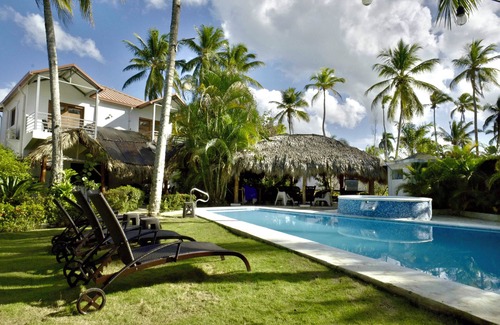 La Ceiba Villa | LasTerrenasPlayaBonita+NearBeach+CoZyPlace+3BR+7Beds/14Pax+/OPENKitchen.>TVSmart