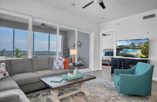 Whitney Beach Apartment | Latitude Adjustment Penthouse by Coastal Chic