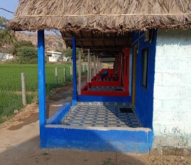 Kamalapur House | Laughing Buddha hampi guest House