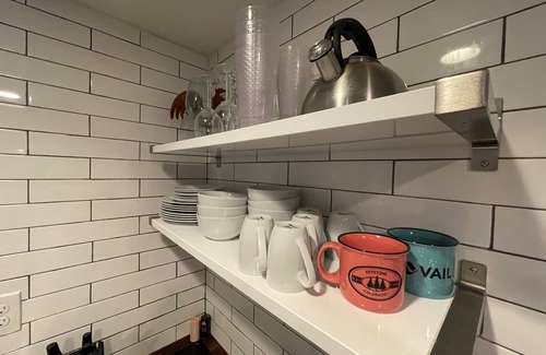 Brighton Apartment | Launchpad~3 Beds, Rain Shower, Top Golf NearBy